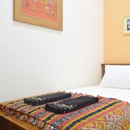 יוגיאקרטה The Cabin Hotel Ambasador מראה חיצוני תמונה