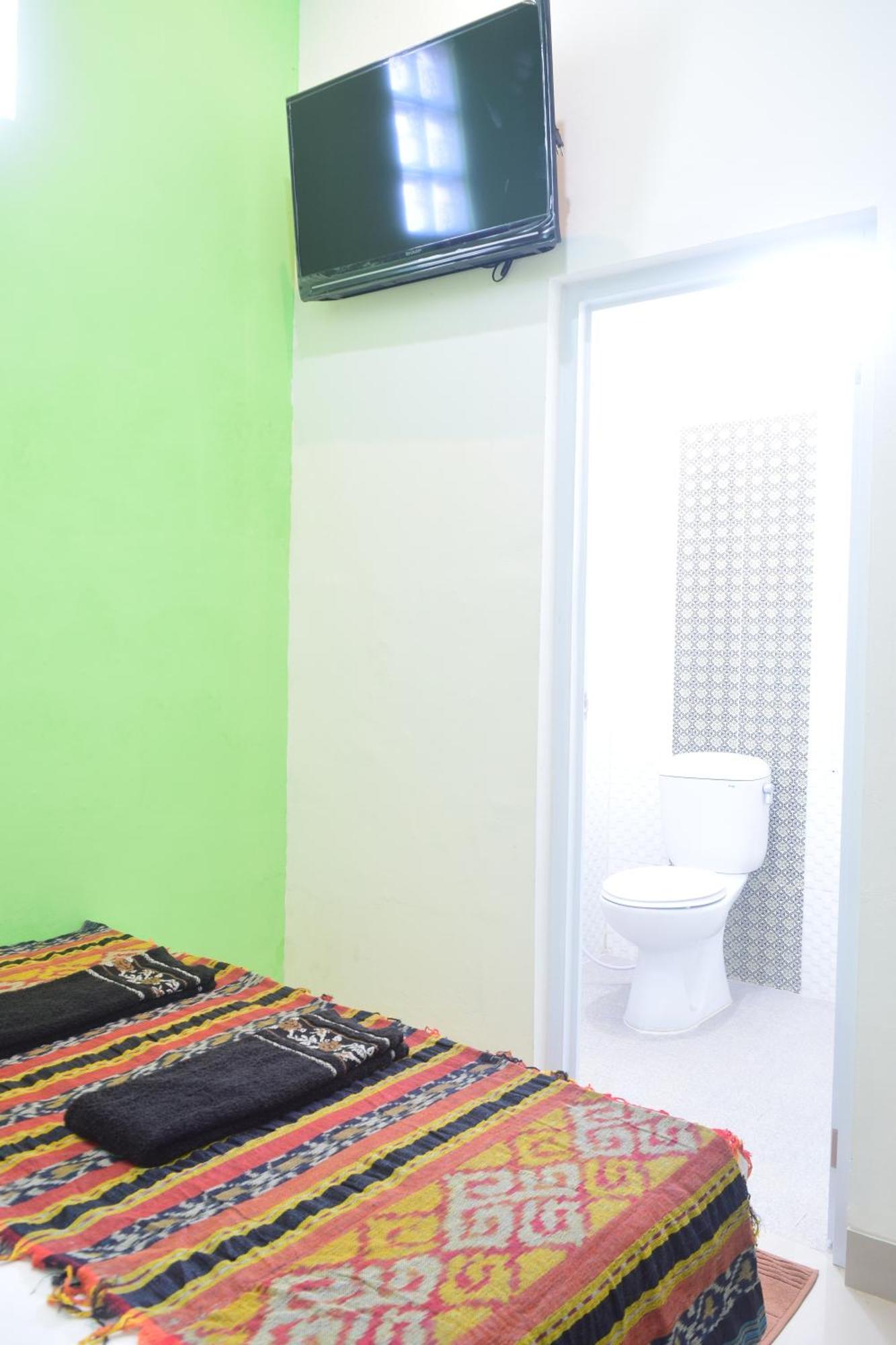 יוגיאקרטה The Cabin Hotel Ambasador מראה חיצוני תמונה